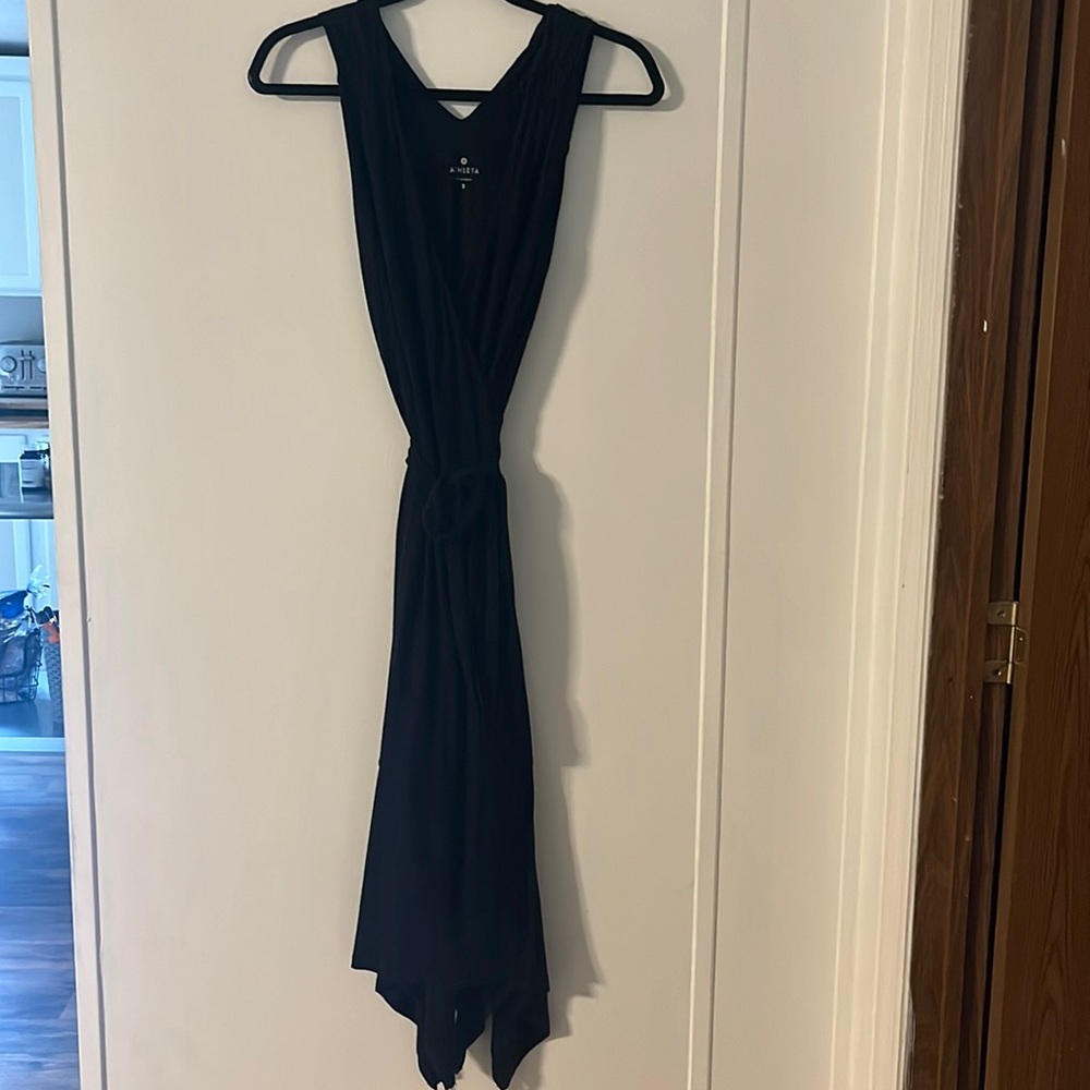 Black Athleta wrap dress. Size small